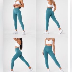 NVGTN teal athletic leggings size xsmall